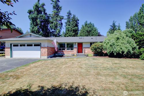 801 N 30th St, Mount Vernon, WA, 98273-3604 | Card Image