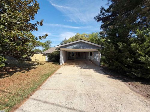 1 Terrain Dr, Greenville, SC, 29605-6058 | Card Image