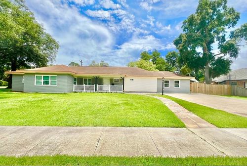 4550 Sunken Ct, Port Arthur, TX, 77642-2003 | Card Image