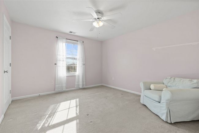 APT-105 - 1 Coraopolis Rd, Condo with 2 bedrooms, 2 bathrooms and 1 parking in Coraopolis PA | Image 12