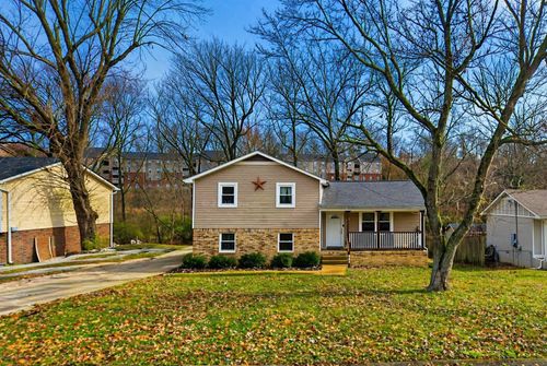 445 Rockwood Dr, Hermitage, TN, 37076-2815 | Card Image