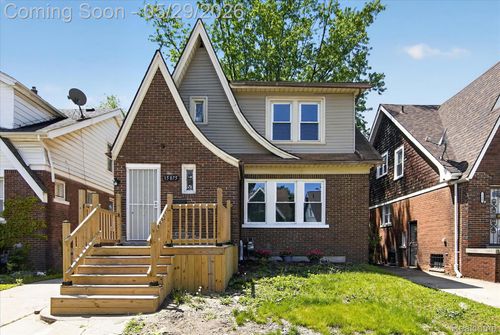 15875 Northlawn St, Detroit, MI, 48238-1155 | Card Image