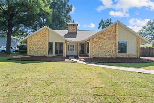 562 Vaughn Dr N, Satsuma, AL, 36572-2862 | Card Image