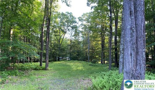 1521 Lake Ln, Pocono Lake, PA, 18347-7748 | Card Image