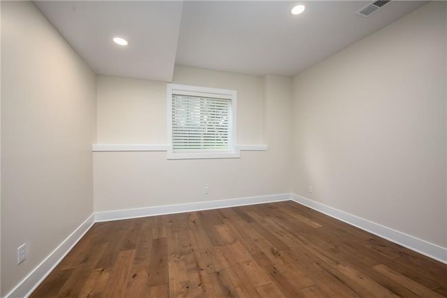 938 Mount Calvary Rd, House other with 5 bedrooms, 3 bathrooms and null parking in Lansing KS | Image 22