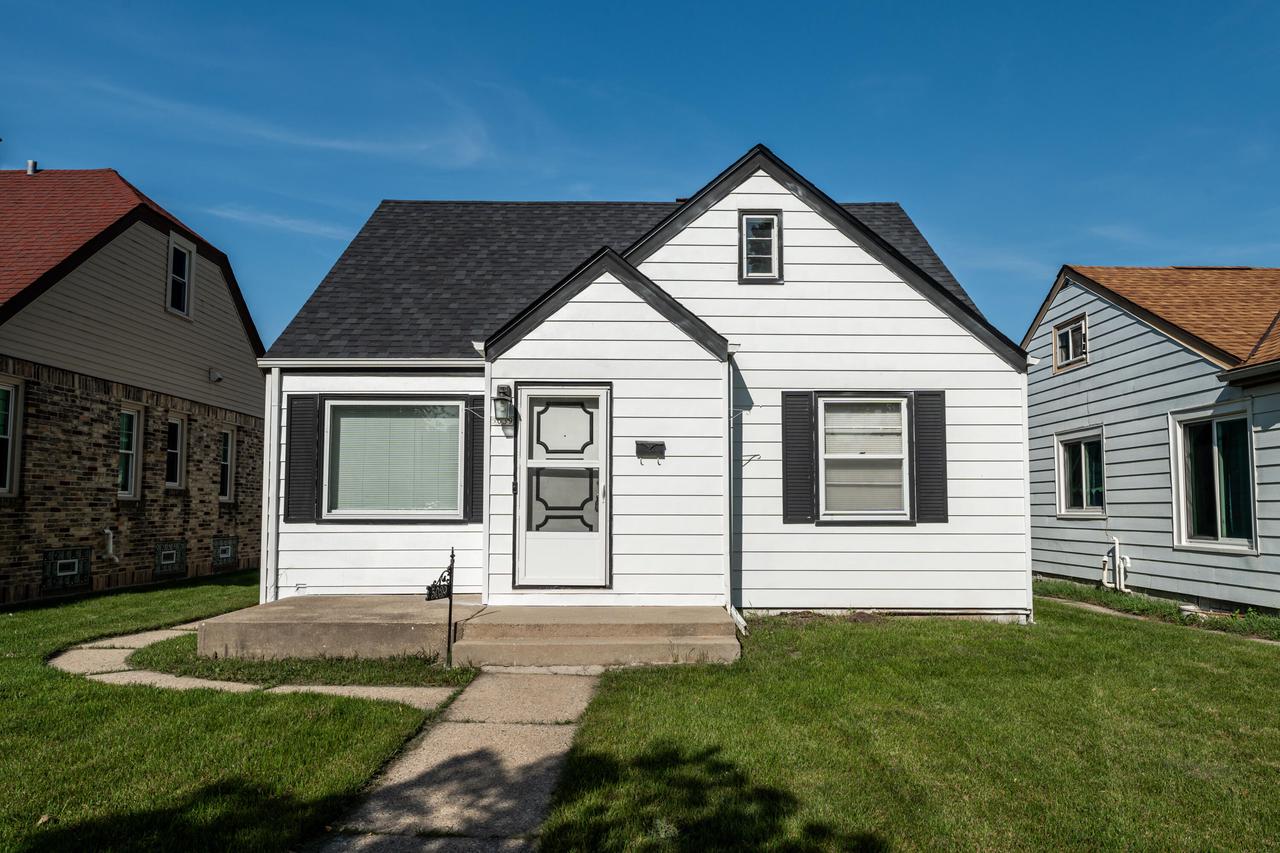 25th St, Milwaukee, WI 53209