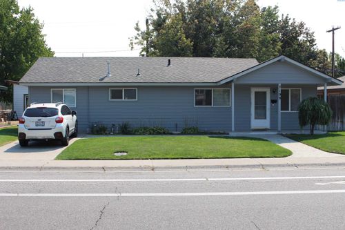 2109 Duportail St, Richland, WA, 99352-4051 | Card Image