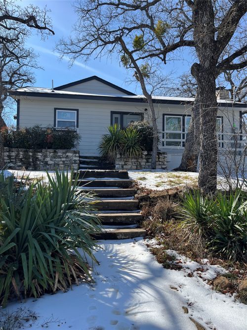 1707 12th St, Brownwood, TX, 76801-5303 | Card Image