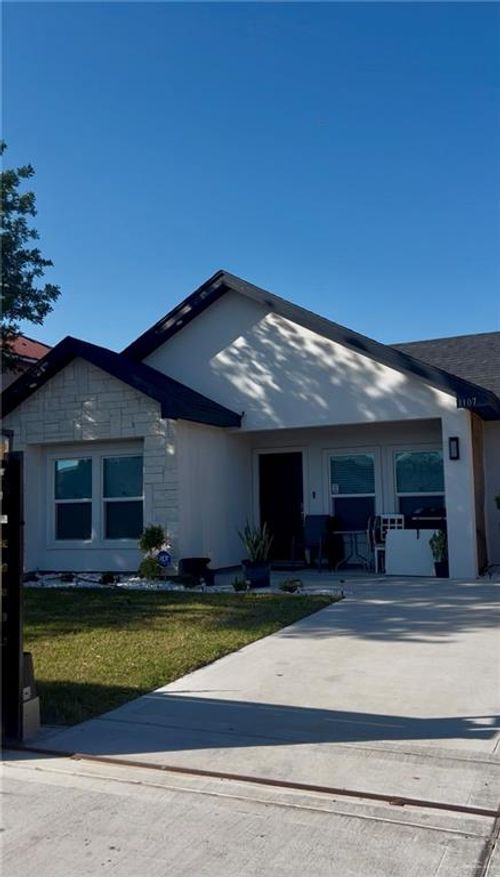 1107 E San Pedro St, Pharr, TX, 78577-8035 | Card Image