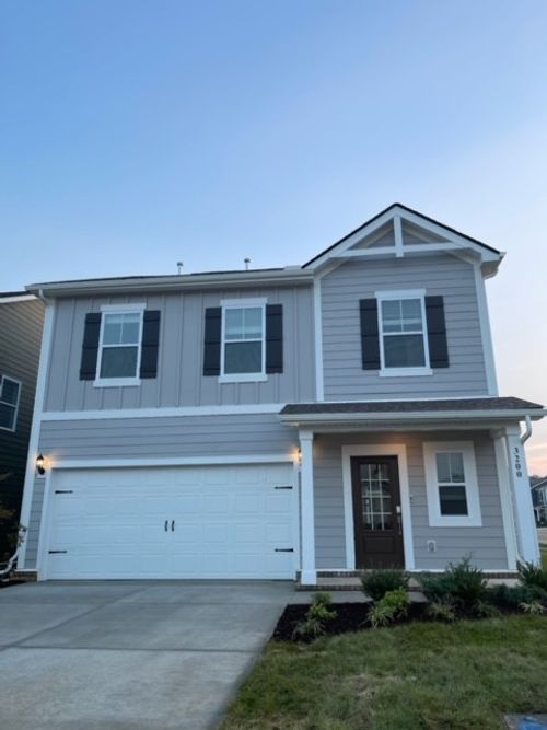 3200 Scooter St, Columbia, TN, 38401-3900 | Card Image