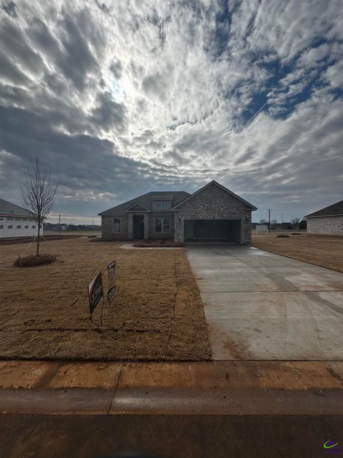 204 Farmland Circle, Perry, GA, 31069 | Card Image