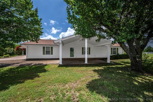 710 N Brethren Rd, Cushing, OK, 74023-6166 | Card Image