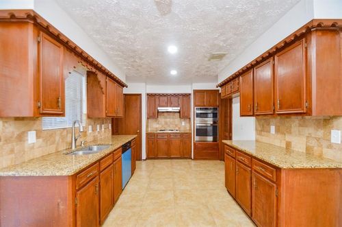 4802 Lost Oak Dr, Spring, TX, 77388-4946 | Card Image