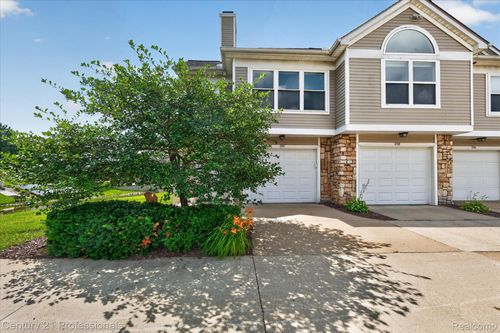 1737 Coburn Ct, Ann Arbor, MI, 48108-8902 | Card Image