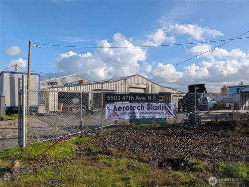 5503 47th Ave Ne, Marysville, WA, 98270-5144 | Card Image