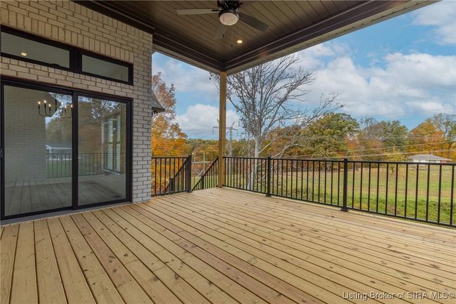 2034 Andres Way, Home with 5 bedrooms, 4 bathrooms and null parking in Floyds Knobs IN | Image 83