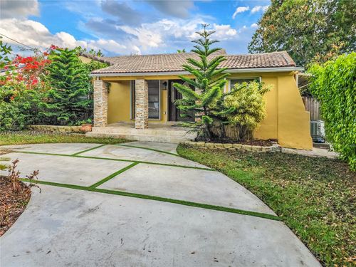 4610 Sw 3rd St, Coral Gables, FL, 33134-1598 | Card Image