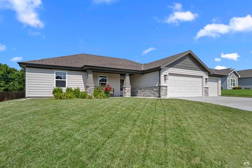 2713 S Fir Ter, Eudora, KS, 66025-7213 | Card Image