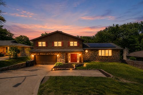 4509 39th Ave, Rock Island, IL, 61201-7112 | Card Image