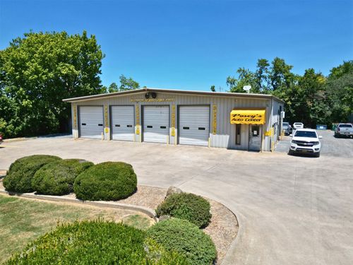 800 Lonnie Abbott Blvd, Ada, OK, 74820-1839 | Card Image