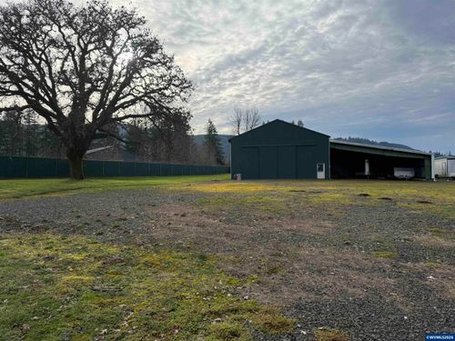 2240 Apple Loop, Lyons, OR, 97358-2337 | Card Image