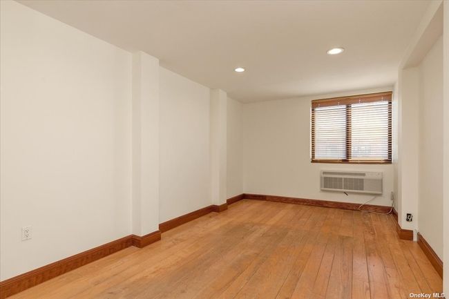 PH-5-S - 750 W Broadway, Condo with 3 bedrooms, 3 bathrooms and 2 parking in Long Beach NY | Image 17