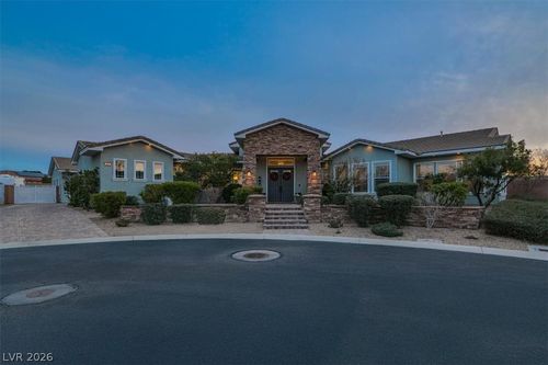421 Emily Crossing Ct, Henderson, NV, 89015-5689 | Card Image
