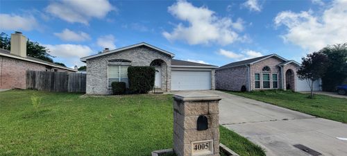 4005 Staghorn Cir N, Fort Worth, TX, 76137-1064 | Card Image