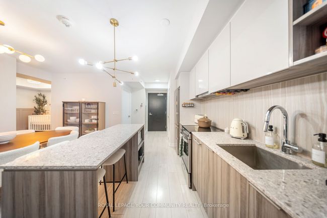 312 - 31 Tippett Rd, Condo with 2 bedrooms, 2 bathrooms and null parking in Toronto ON | Image 11