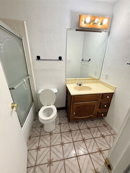 2809 Newkirk Ct, Euless, TX, 76039-7885 | Card Image