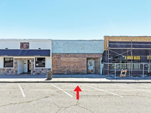 140 S 1st Street, Turlock, CA, 95380 | Card Image