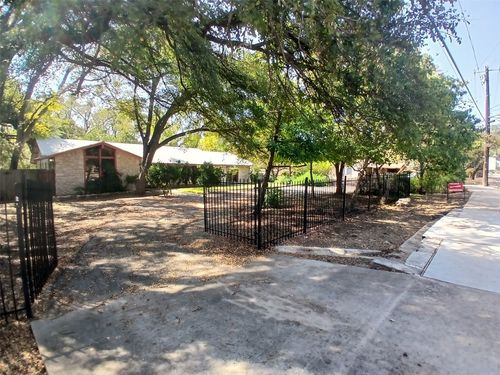 2905 Jones Rd, Sunset Valley, TX, 78745-1338 | Card Image