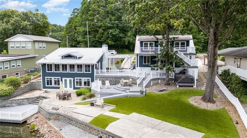 910 Pinehaven Dr, New London, NC, 28127-7687 | Card Image