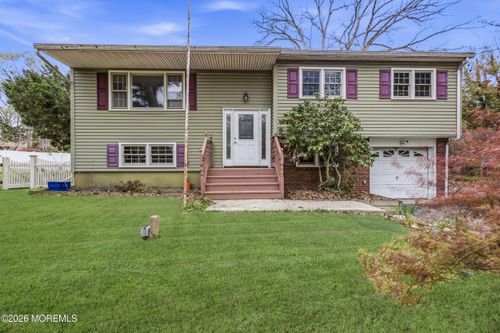 536 River Dr, Toms River, NJ, 08753-5766 | Card Image