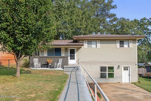 3426 Marguerite Dr, Pearl, MS, 39208-3628 | Card Image