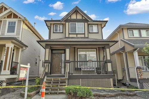 18990 72 Ave, Surrey, BC, V4N0A7 | Card Image