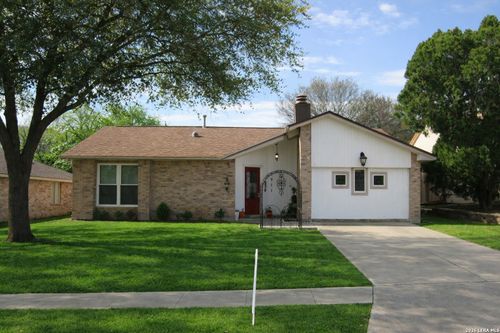 7911 Forest Cabin, Live Oak, TX, 78233-4317 | Card Image