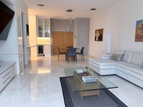 l2-881 Ocean Dr, Key Biscayne, FL, 33149-2699 | Card Image