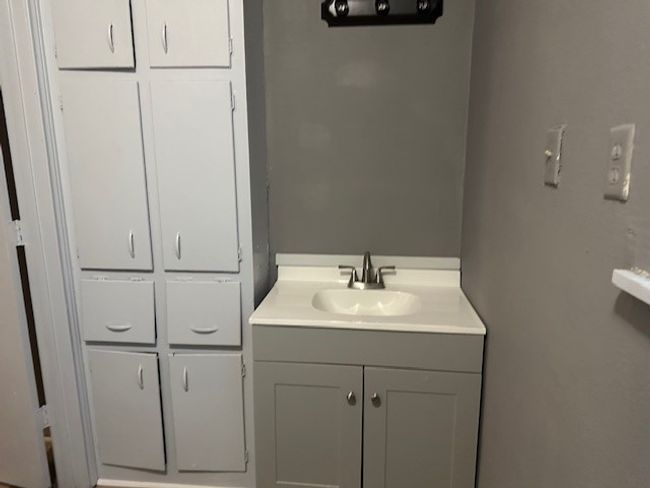 Bathroom with vanity | Image 8