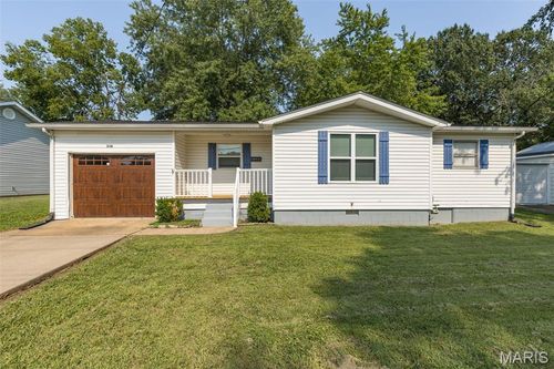 218 N Alexander St, Farmington, MO, 63640-1906 | Card Image
