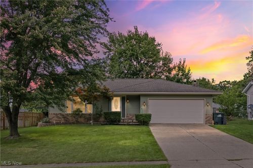 4647 Boxwood Drive, Brunswick, OH, 44212 | Card Image