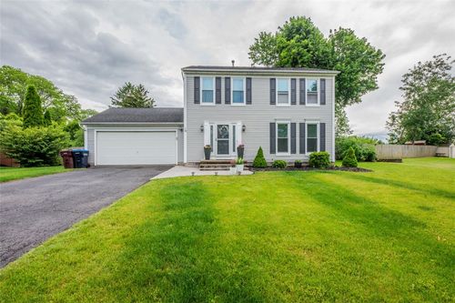 10 Constitution Cir, Rochester, NY, 14624-4980 | Card Image