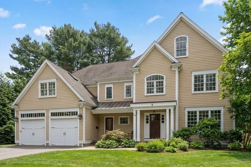 53 Chesterton Road, Wellesley, MA, 02481 | Card Image