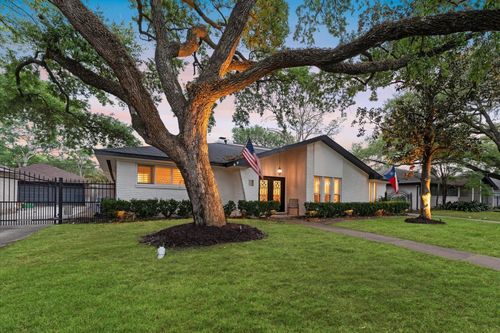 5511 Queensloch Dr, Houston, TX, 77096-4029 | Card Image