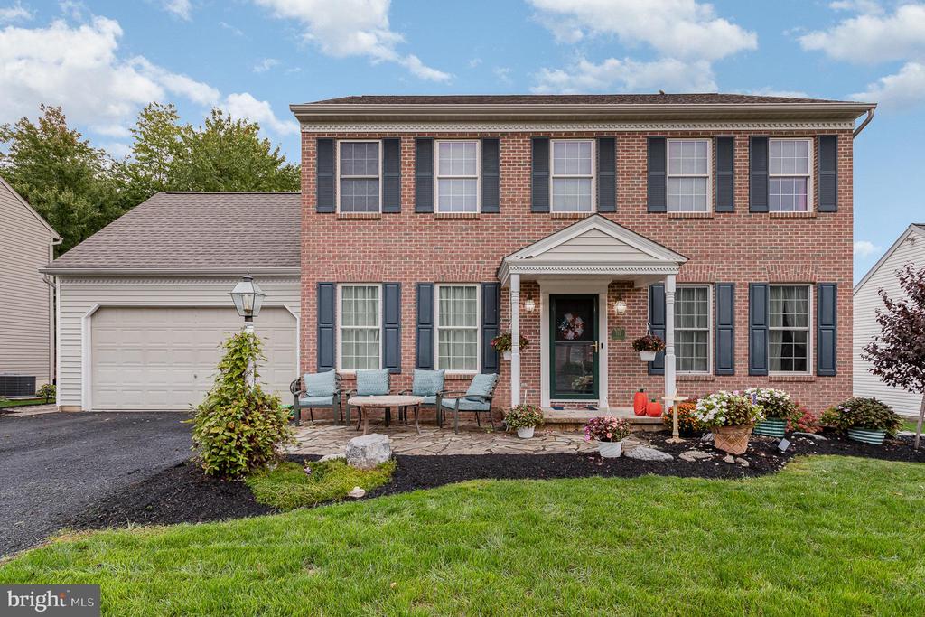 Veronica Ln, Enola, PA 17025