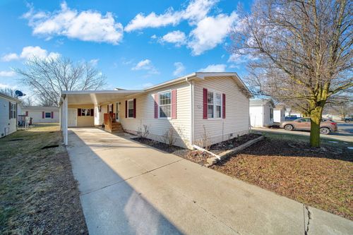 521 Rio Grande Dr, Adrian, MI, 49221-3766 | Card Image