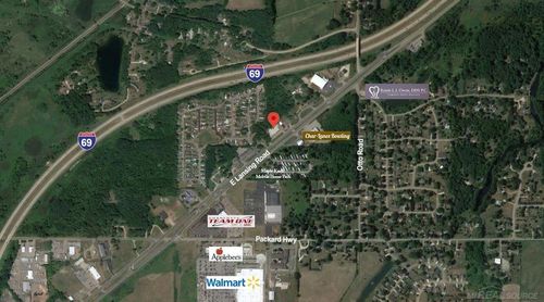1761 Lansing Rd, Charlotte, MI, 48813-8443 | Card Image
