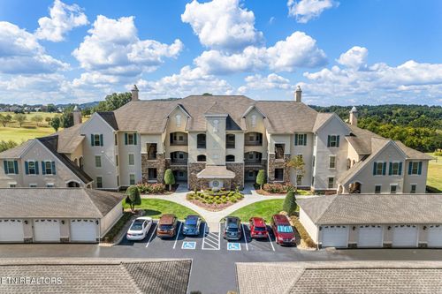 107-565 Rarity Bay Pkwy, Vonore, TN, 37885-5320 | Card Image