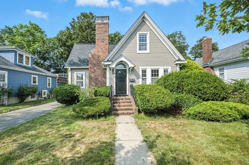 11 Dana Rd, Newton, MA, 02465-1144 | Card Image