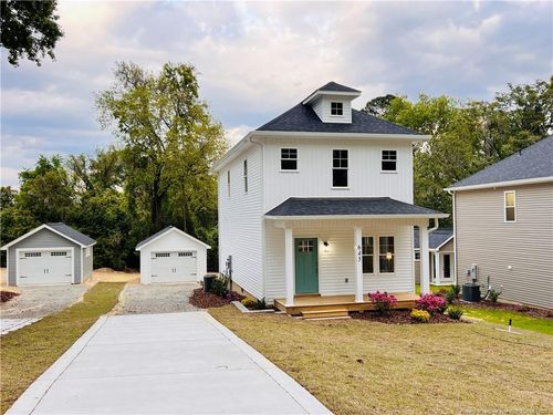 645 W Iowa Ave, Southern Pines, NC, 28387-5212 | Card Image